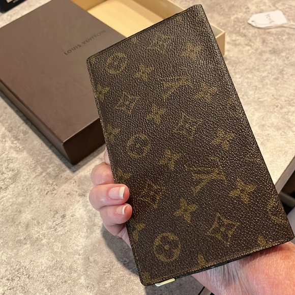 Authentic Louis Vuitton wallet, authentic beautiful with box - Picture 4 of 10